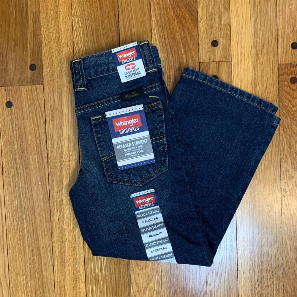 Boys Wrangler Relaxed Straight Jeans NWT
